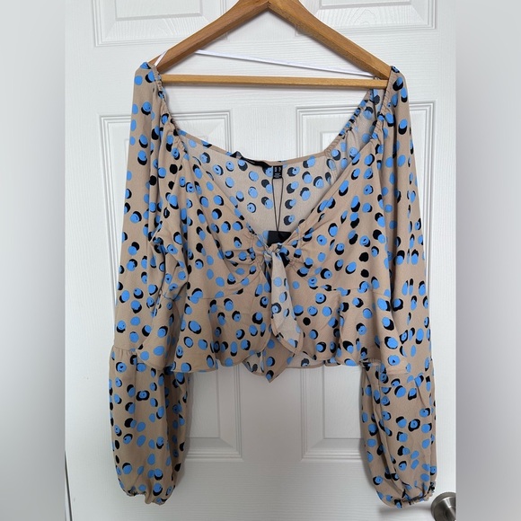 4/$20 Vero Moda polka dot ruffle blue balloon sleeve tie knot blouse- size XL - Picture 3 of 11